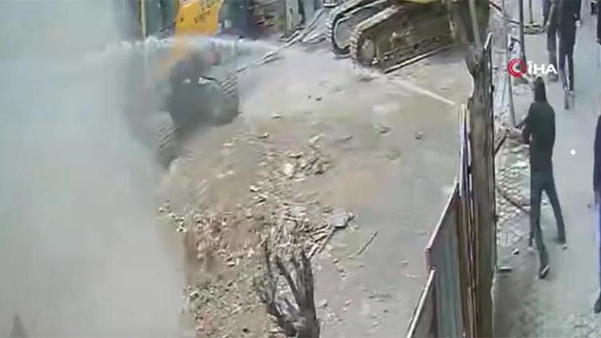 Zeytinburnu Nuripaşa'da feci kaza! Küçük kız başına düşen betonla can verdi
