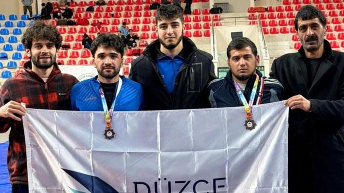 Türkiye Güreş Şampiyonası’nda Düzce'den büyük başarı