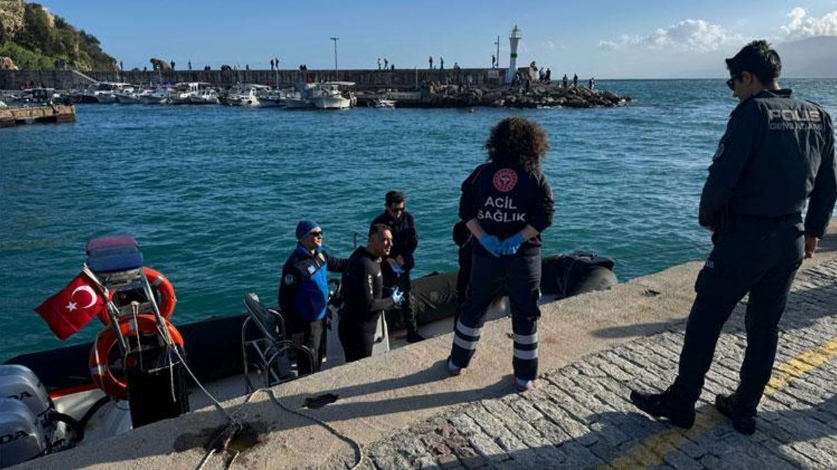 Antalya’da deniz manzarası izlerken dalga ile açığa sürüklendiler; 2 kardeş kurtuldu, kuzenleri öldü
