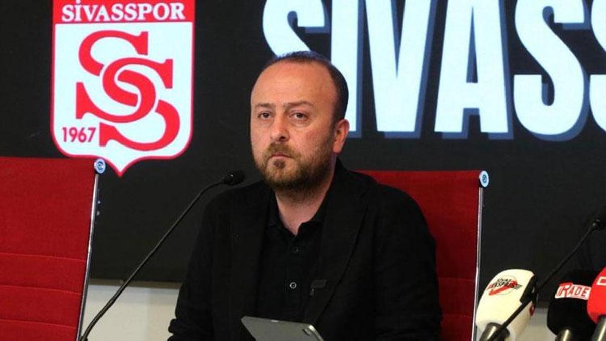 Sivasspor Başkanı Burak Özçoban’dan taraftara çağrı