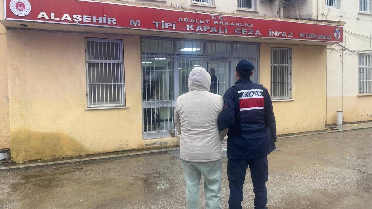 İki ayrı operasyonda 5 bin 96 sentetik hap ele geçirildi: 2 tutuklama