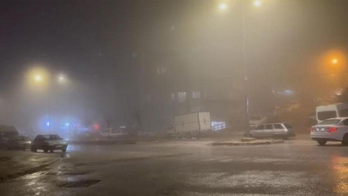 Adıyaman Besni’de sağanak ve sis etkili oldu