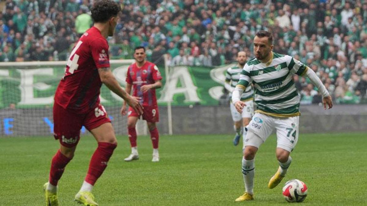 Bursaspor-Mardin 1969 Spor: 2-0 Timsah adım adım şampiyonluğa gidiyor