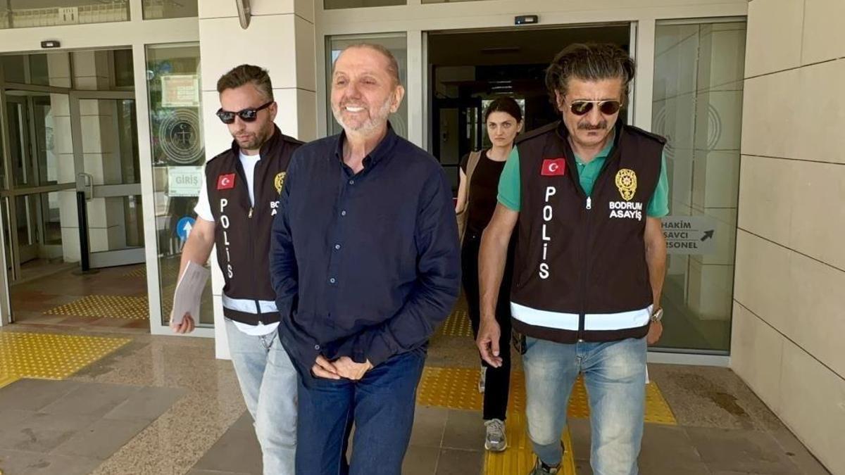 Belediyede yönetici şahıs, iş başvurusu yapan genç kıza taciz suçlamasıyla gözaltına alındı