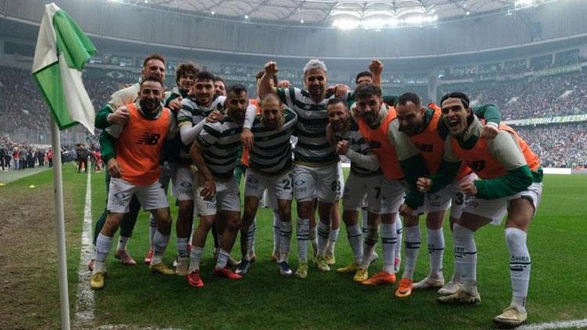 Bursaspor ile Ankara Demirspor arasındaki kritik karşılaşmanın oynanacağı yer belli oldu