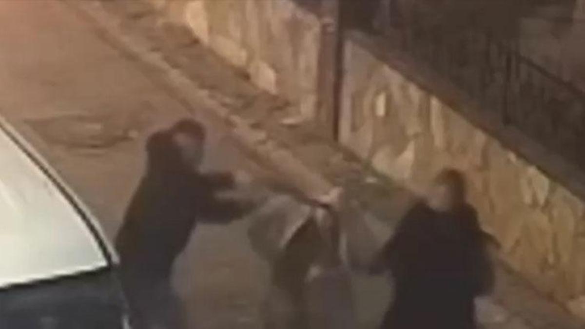 Atakum'da adres sorma bahanesiyle kolye çalan şüphali gözaltına alındı