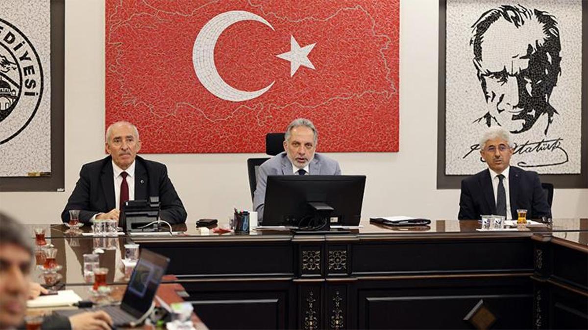 Kayseri'ye müjde! İmzalar atıldı, sanayinin kalbi artık burada atacak