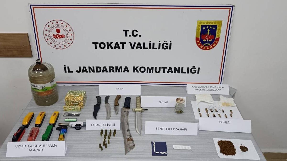Tokat'ta uyuşturucu operasyonu 4 gözaltı