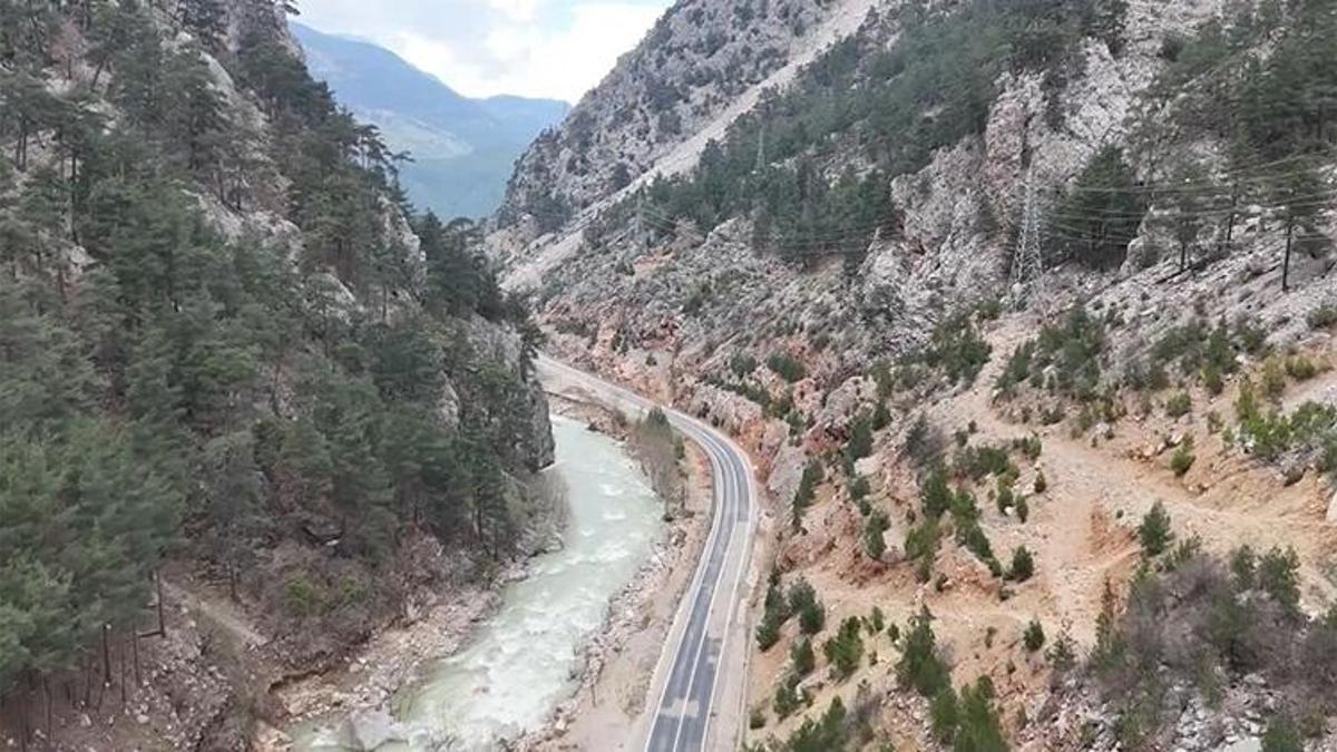 Adana'nın 'ölüm yolu'na neşter: 4 milyar liralık dev proje