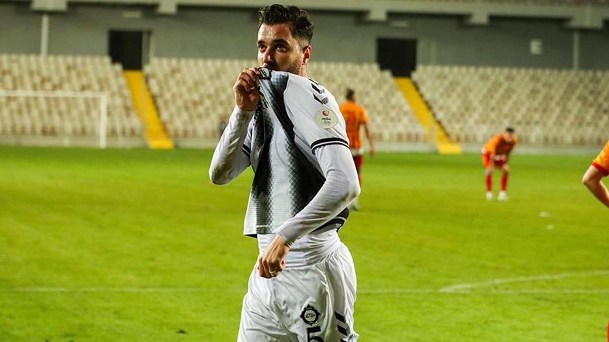 Altay'da ilk ayrılık! Sezon bitmeden formayı bıraktı