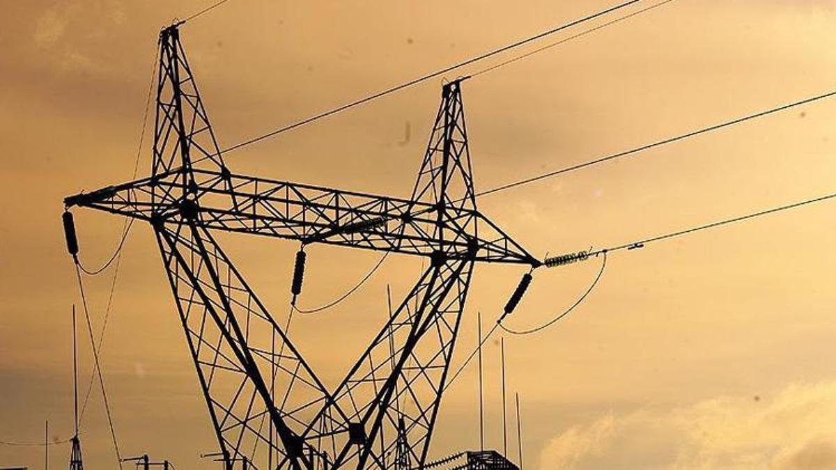 Adanalılar dikkat! 7 ilçede elektrikler saatlerce olmayacak: İşte mahalle mahalle tam liste