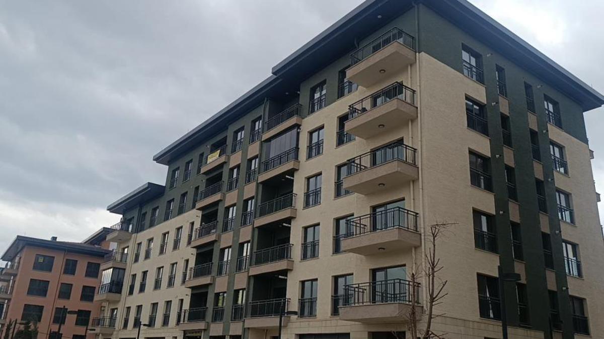 Yeni konutlar köpüğü aldı! Kira fiyatları yarı yarıya düştü