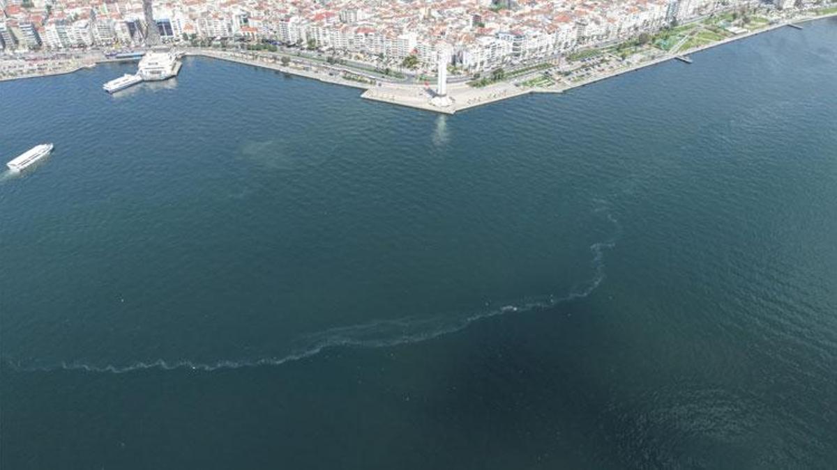 İzmir Körfezi'nde kasım ayından bu yana dokuzuncu kez dış kaynaklı kirlilik tespit edildi