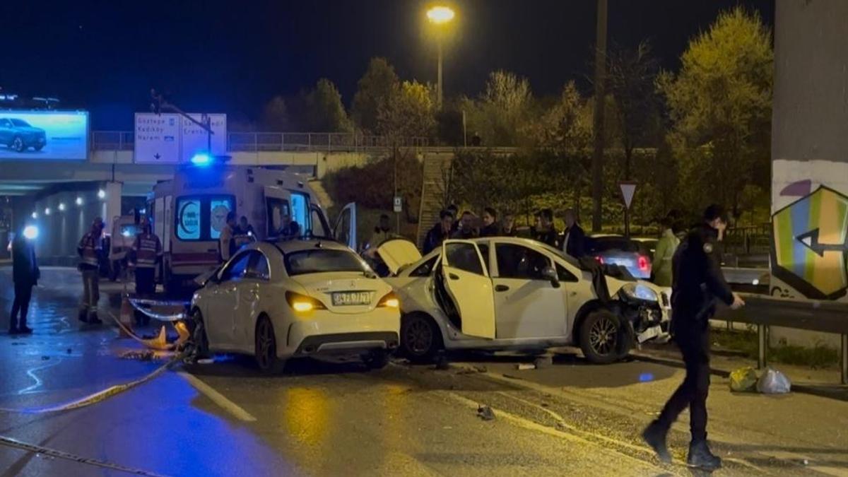 İstanbul'da korkunç kaza: Emniyet şeridindi indi, canından oldu!