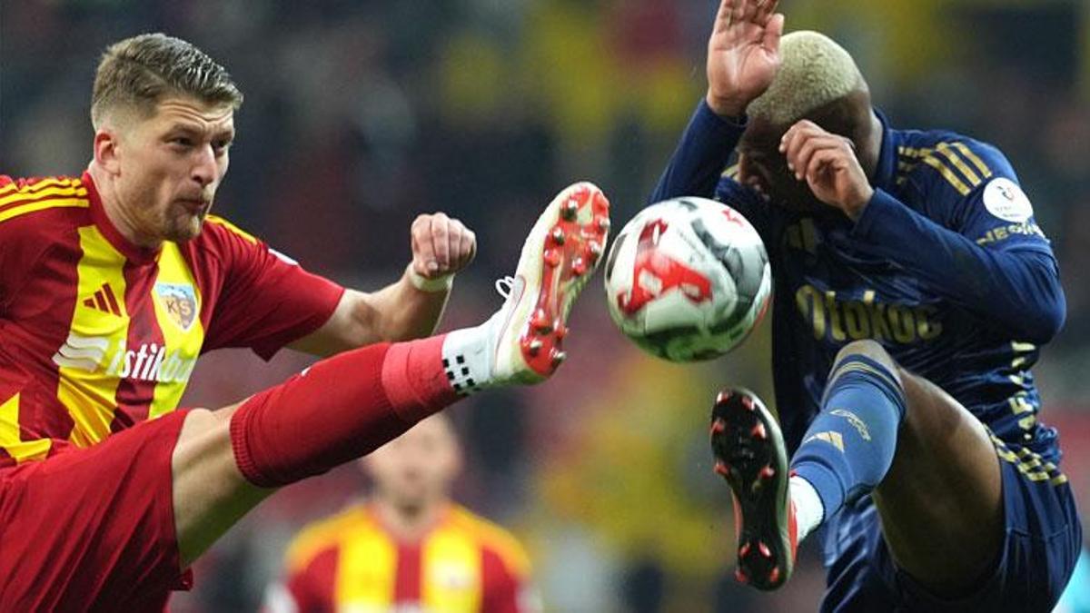 Kayserispor - Fenerbahçe maçında 3 puan 4 golle geldi! Kayseri düşme hattında kaldı Kanarya zirve takibini sürdürdü