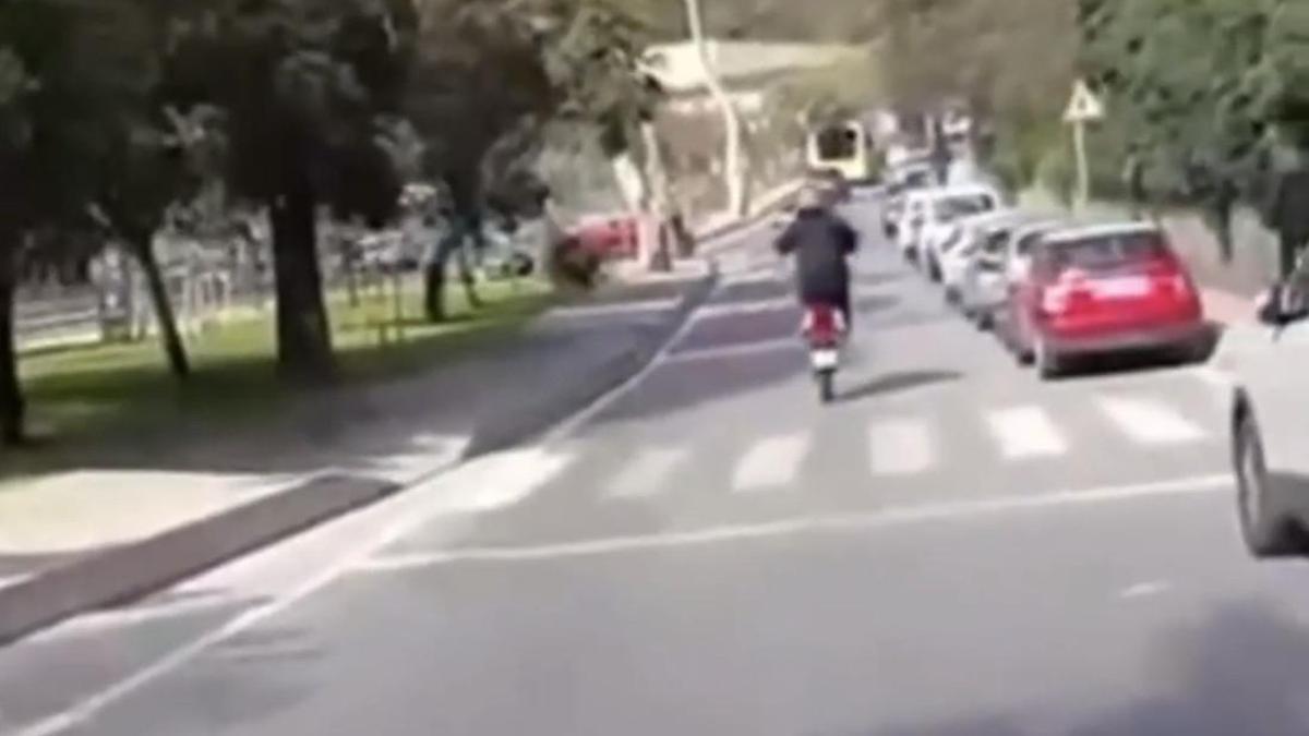 Beykoz’da trafikte tehlikeli hareketler yaptığı belirlenen motosikletliye 47 bin lira para cezası