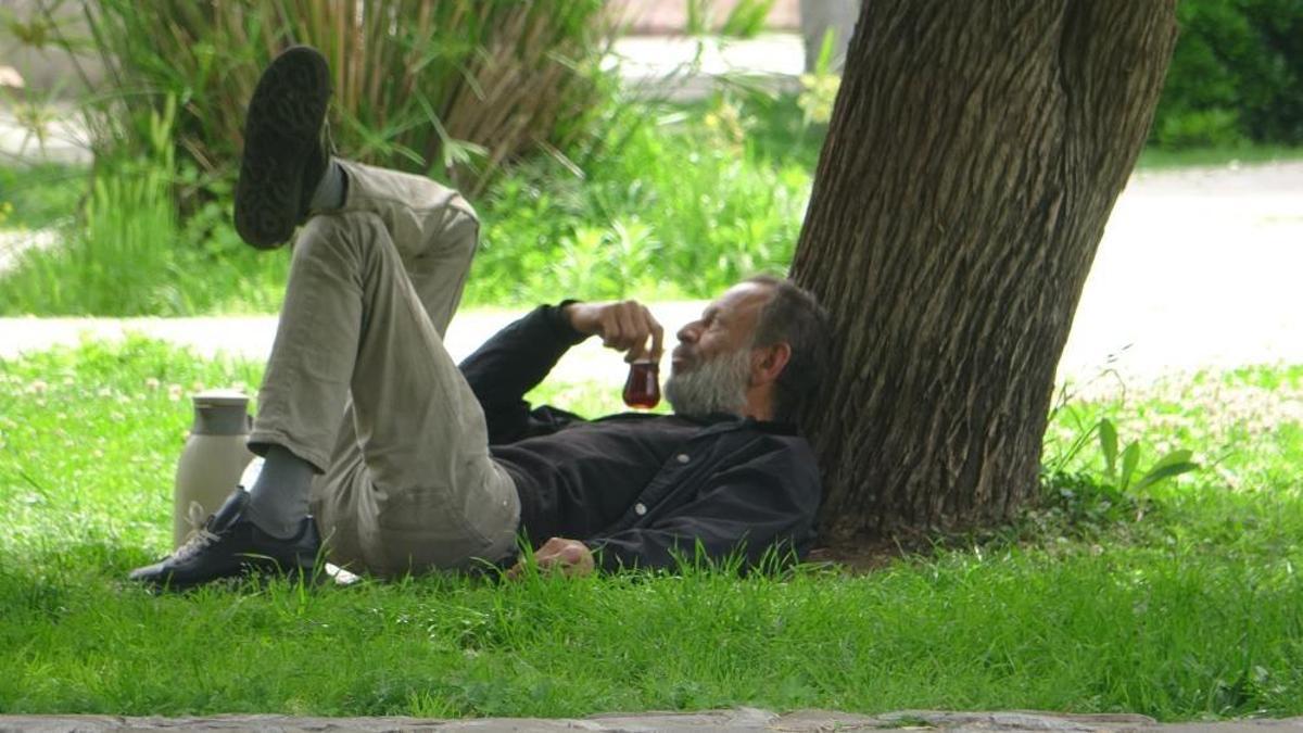 Adana’da yaz sıcağı başladı! Vatandaşlar serin yerlere akın etti