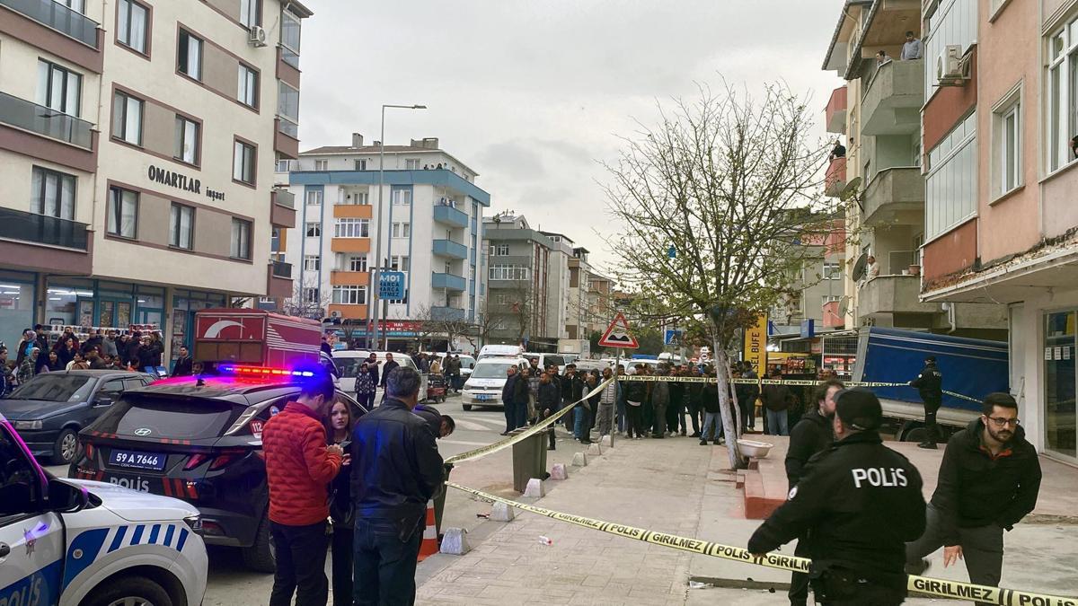 'Kokoreç' yüzünden tartıştığı esnafı tüfekle vurdu