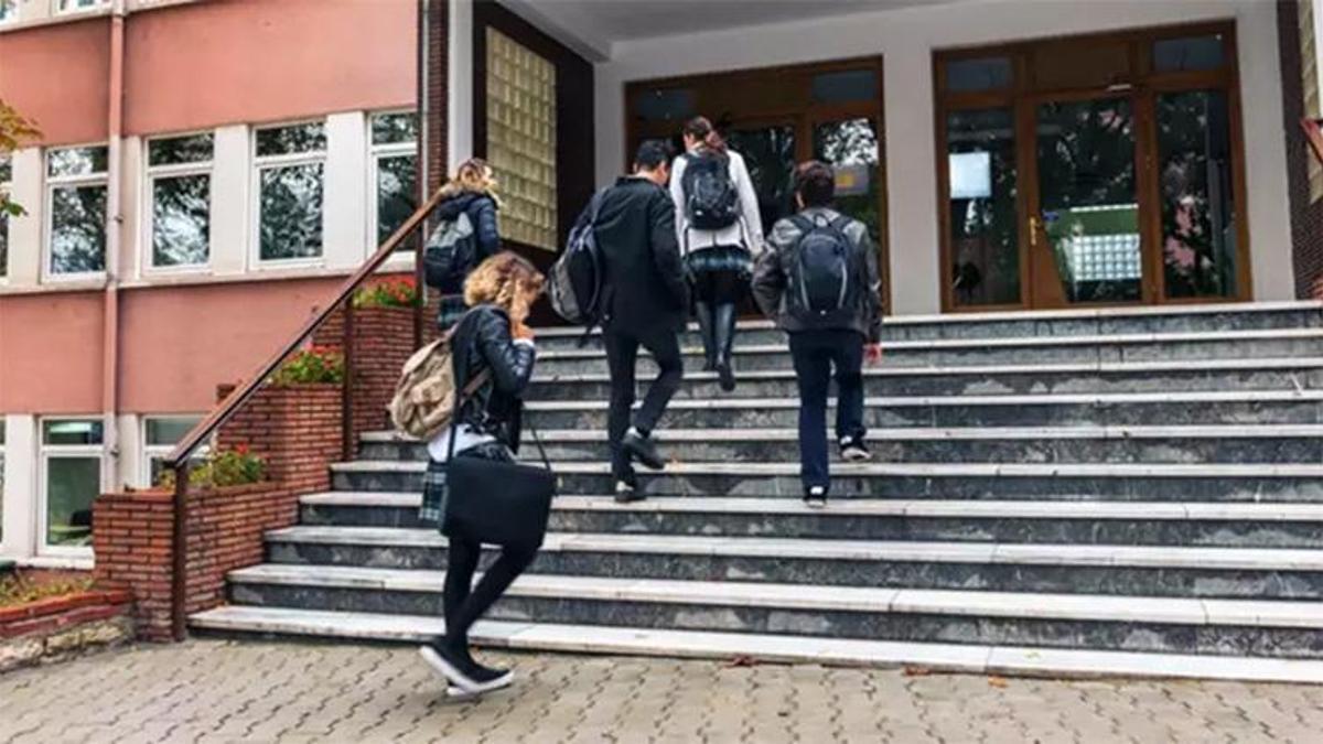 İlk karar Elazığ'dan geldi! Vali Hatipoğlu duyurdu: Okullarda randevusuz giriş yasaklanıyor
