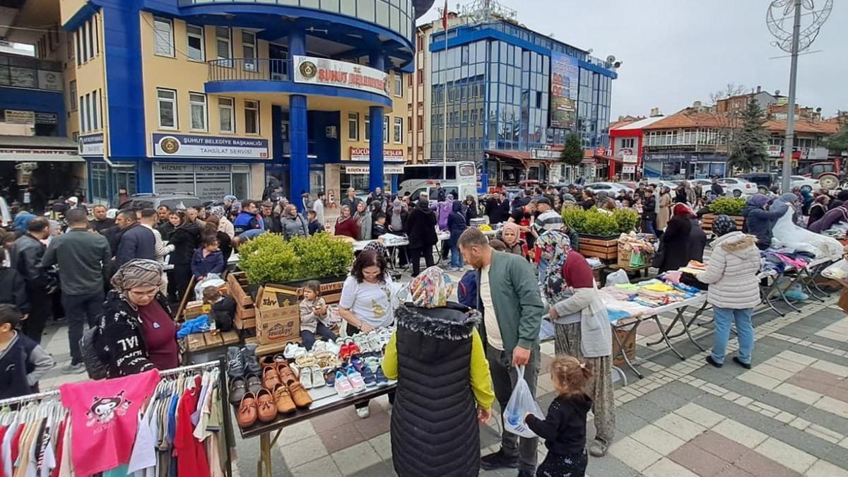 Çömlekler Gökçe bebek için doldu