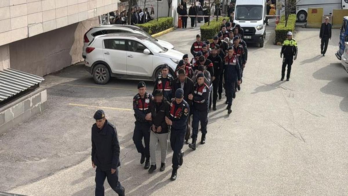 Eskişehir’de büyük operasyon: Çok sayıda kişi gözaltına alındı