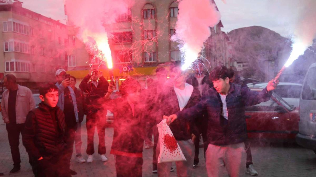 Erzurum'da Süper Lig coşkusu ilçelerde de sürüyor