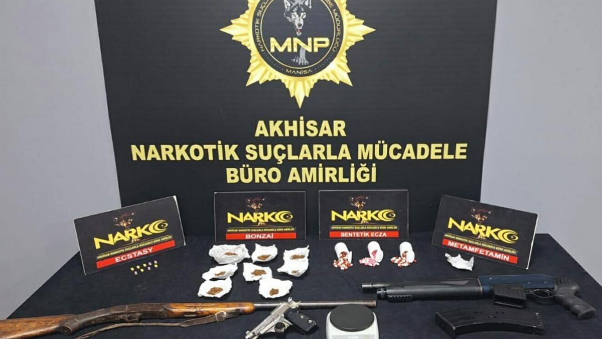 Akhisar’daki narkotik operasyonlarında bir ayda 17 tutuklama