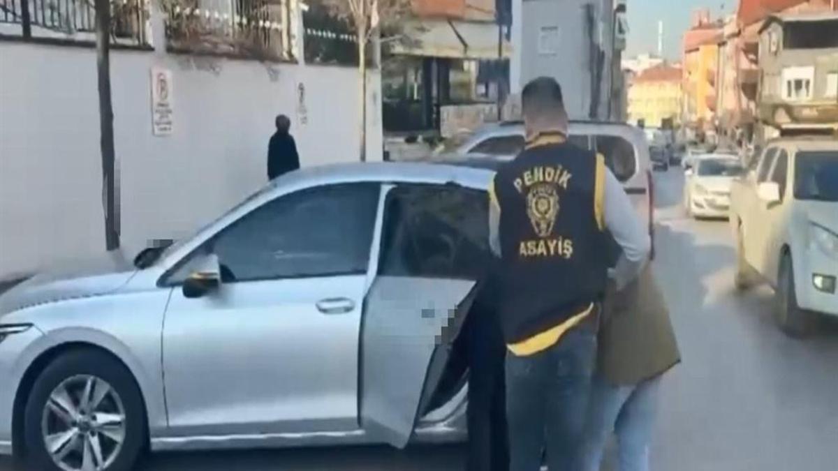 Pendik'te ele geçirildi: Operasyon düzenlendi, 2 kişi gözaltına alındı