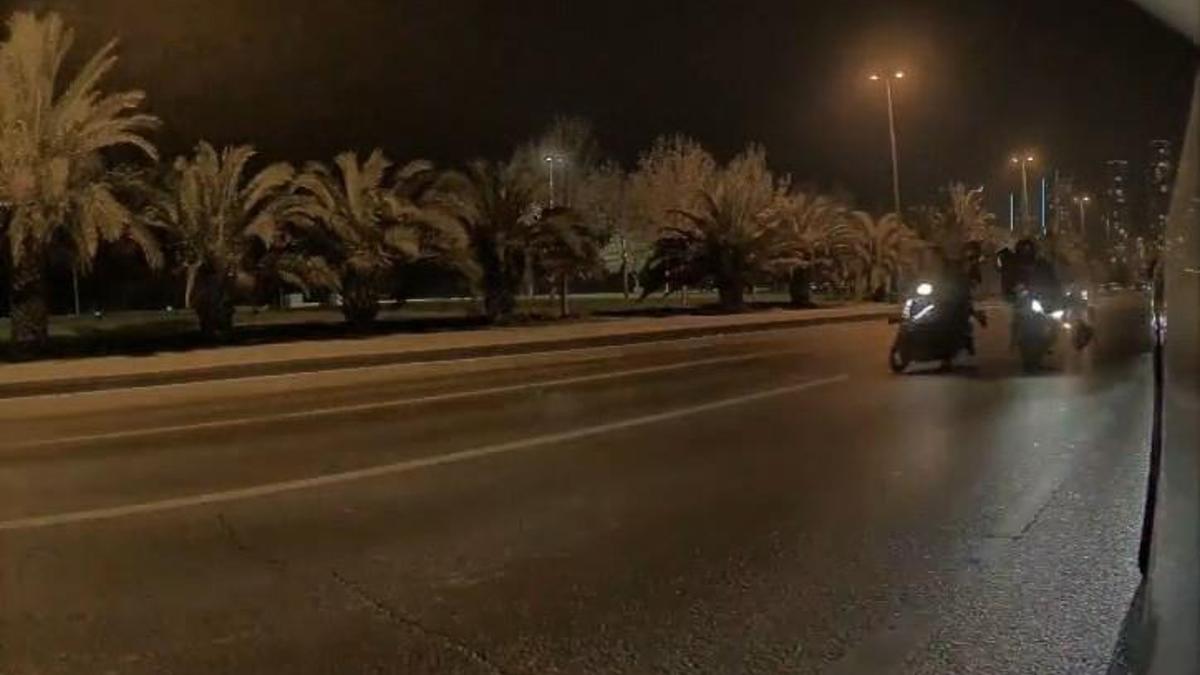 Kartal'da 2 motosikletin çarpıştığı kaza kamerada