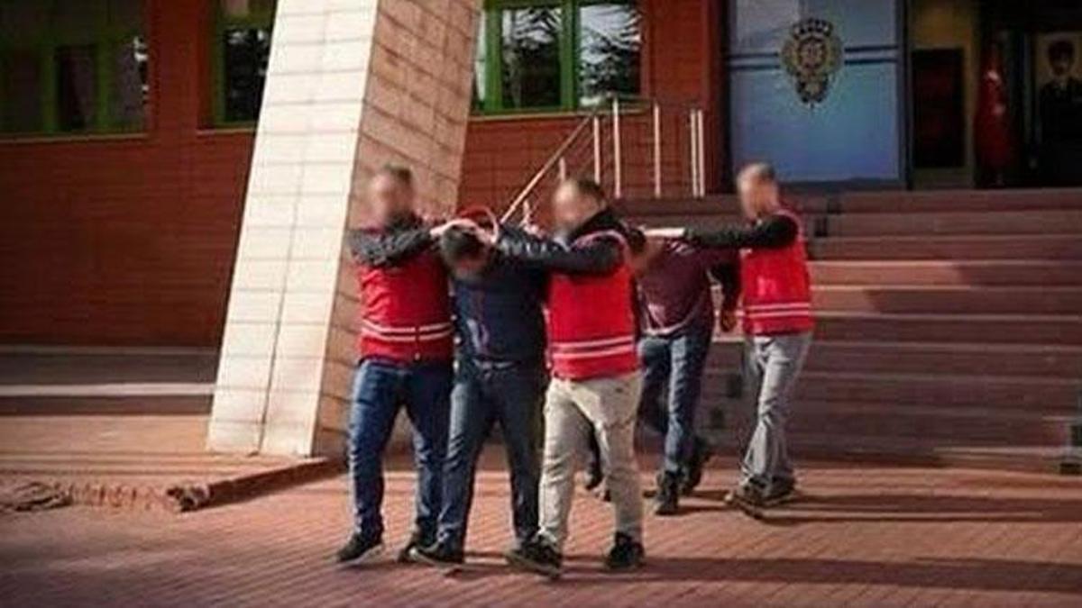 Sosyal medya üzerinden üzerinden dolandırıcılık yapan 2 şüpheli tutuklandı
