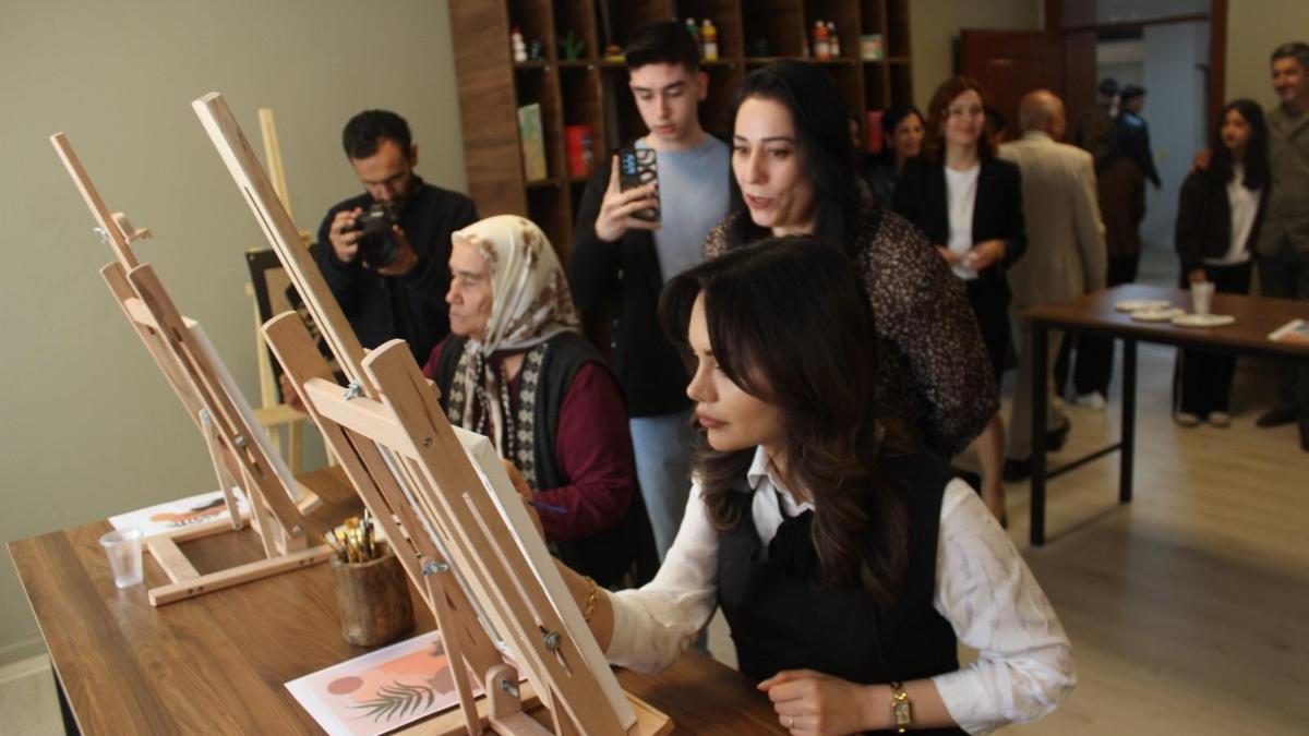 Feke'de gençlere yeni sosyal alan