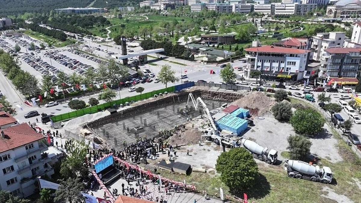 Denizli'de hasta yakınları ve öğrenciler için temeli atıldı! Üniversite hastanesinin karşısına kuruluyor