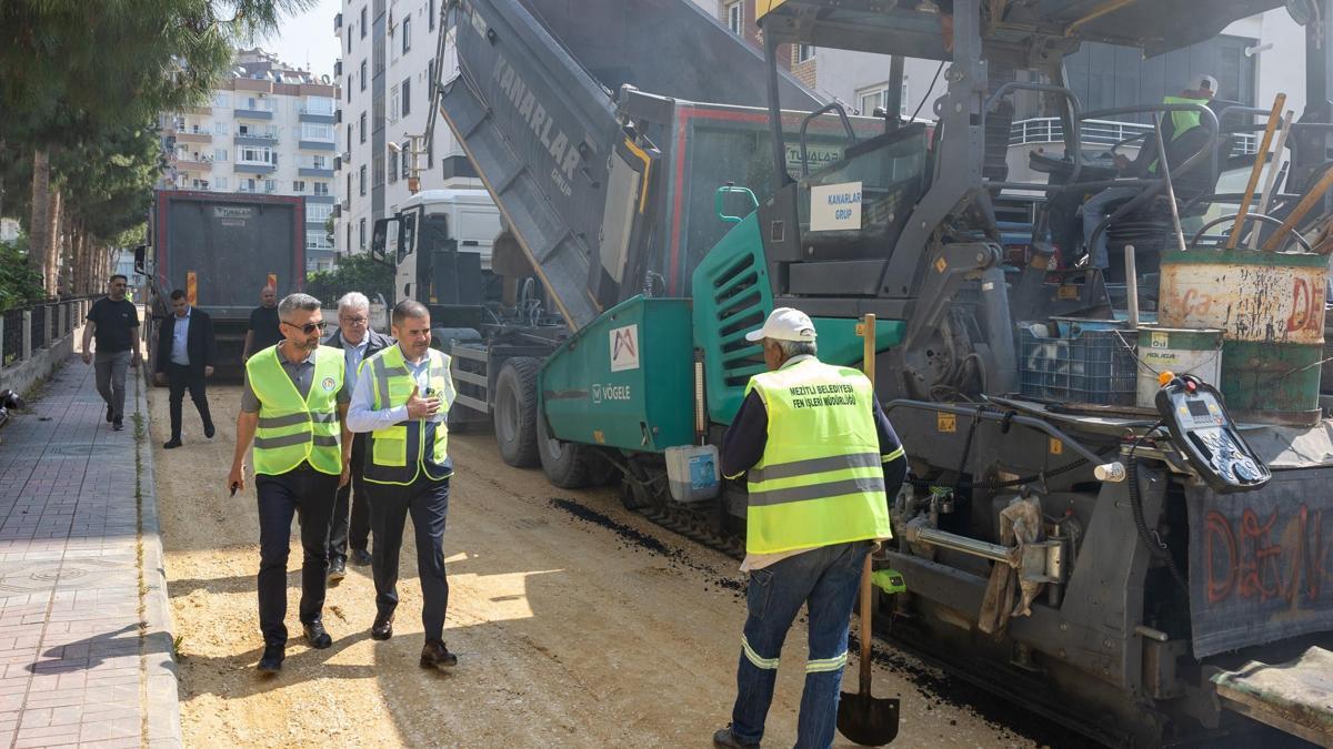 Mezitli’de teknik standartlara uygun yol çalışmaları