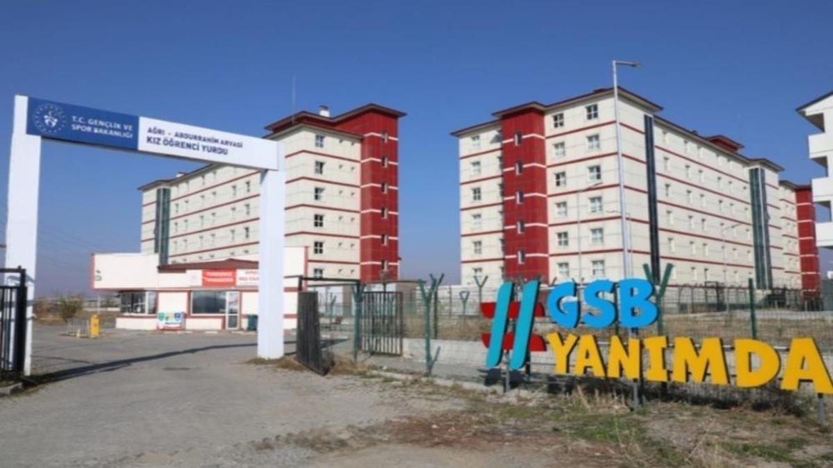 Yurtta tahliye edilen binadaki kokunun nedeni şaşırttı
