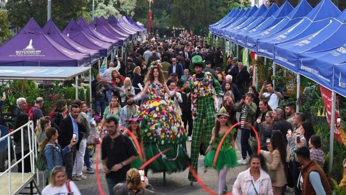 İzmir'de Balkon-Bahçe Bitkileri Festivali için geri sayım başladı