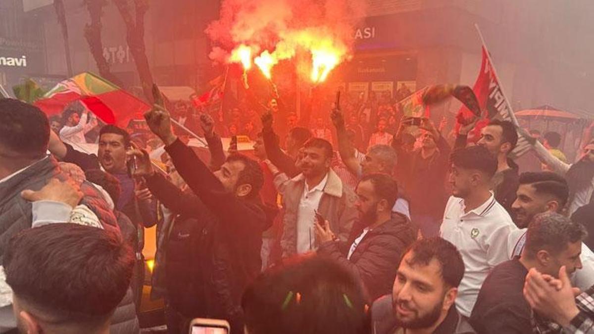 Iğdır FK ile berabere kalan Amed Sportif Faaliyetler Süper Lig'e çıktı, kentte bayram havası yaşandı
