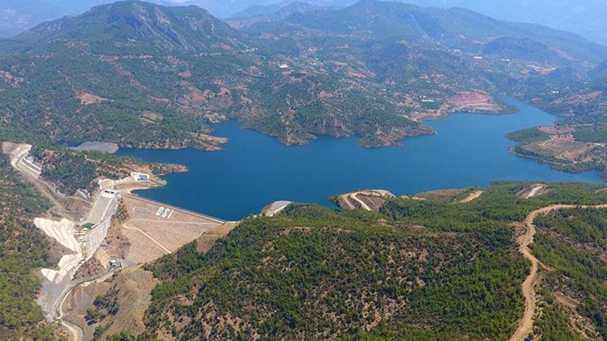Türkiye genelinde baraj doluluk oranları göz kamaştırıyor! 6 büyük şehirde son durum: Ankara ve İzmir baraj doluluk oranları alarm veriyor