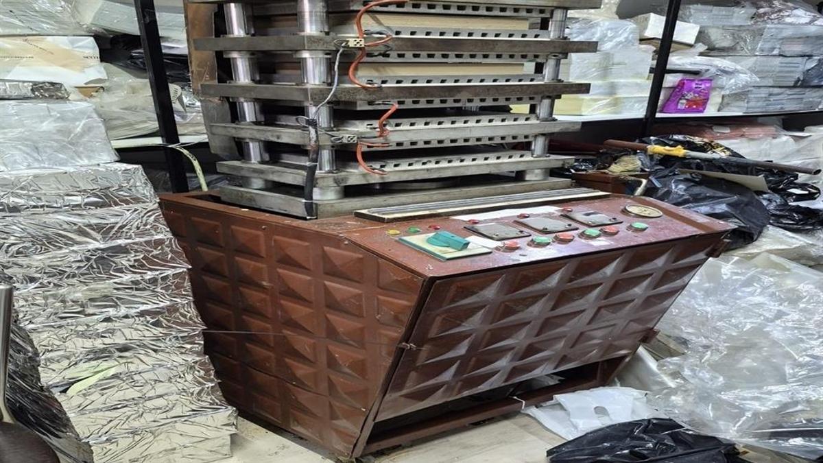 İstanbul'da sahte altına darbe! Zeytinburnu'nda 2 gözaltı!