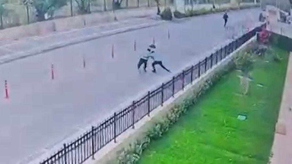 Yalova’da adliye önünde dehşet anları! Cinayetin kan donduran görüntüleri ortaya çıktı