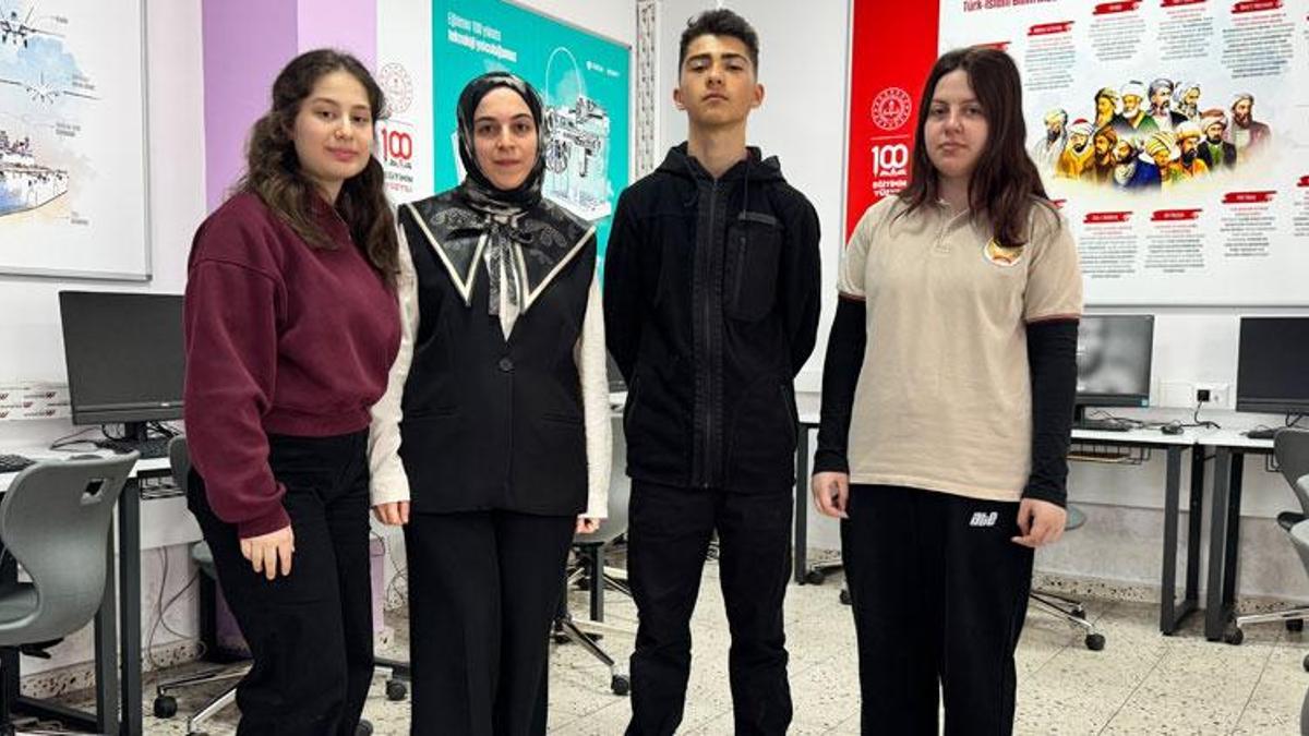 Lise öğrencileri araştırdı Türkçe pop müziğe dilbilimsel analiz geldi