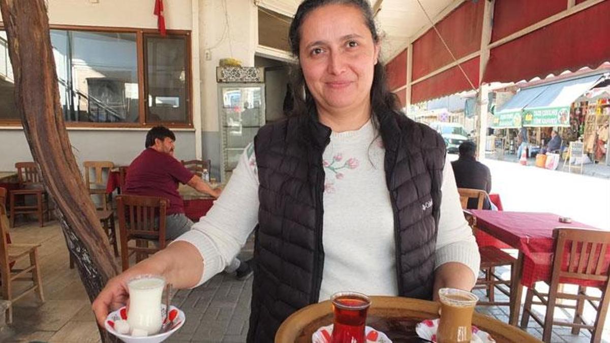 Balıkesir’de kahvehanelerde çay yerine süt içiliyor
