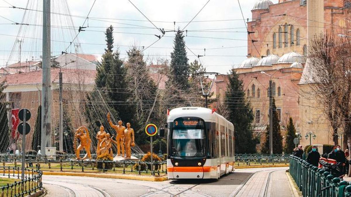 Eskişehir'de hafta sonuna dikkat: Sefer sayıları artıyor