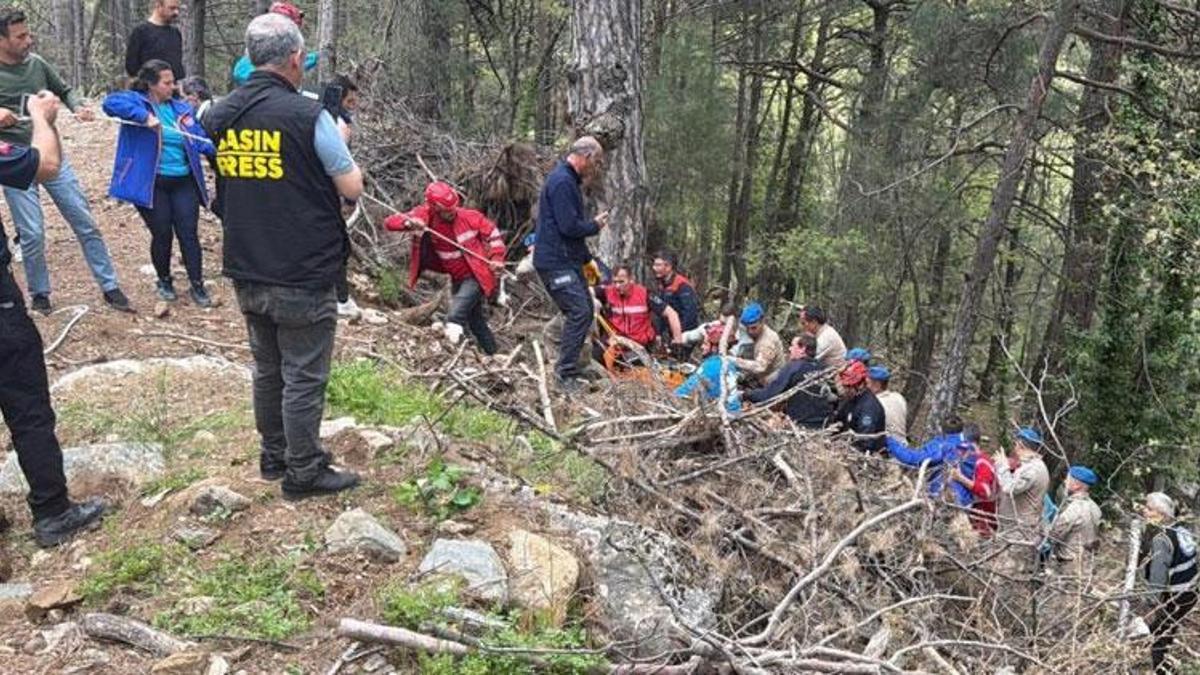 AFAD, UMKE ve komandolardan Kazdağları'nda zorlu kurtarma operasyonu