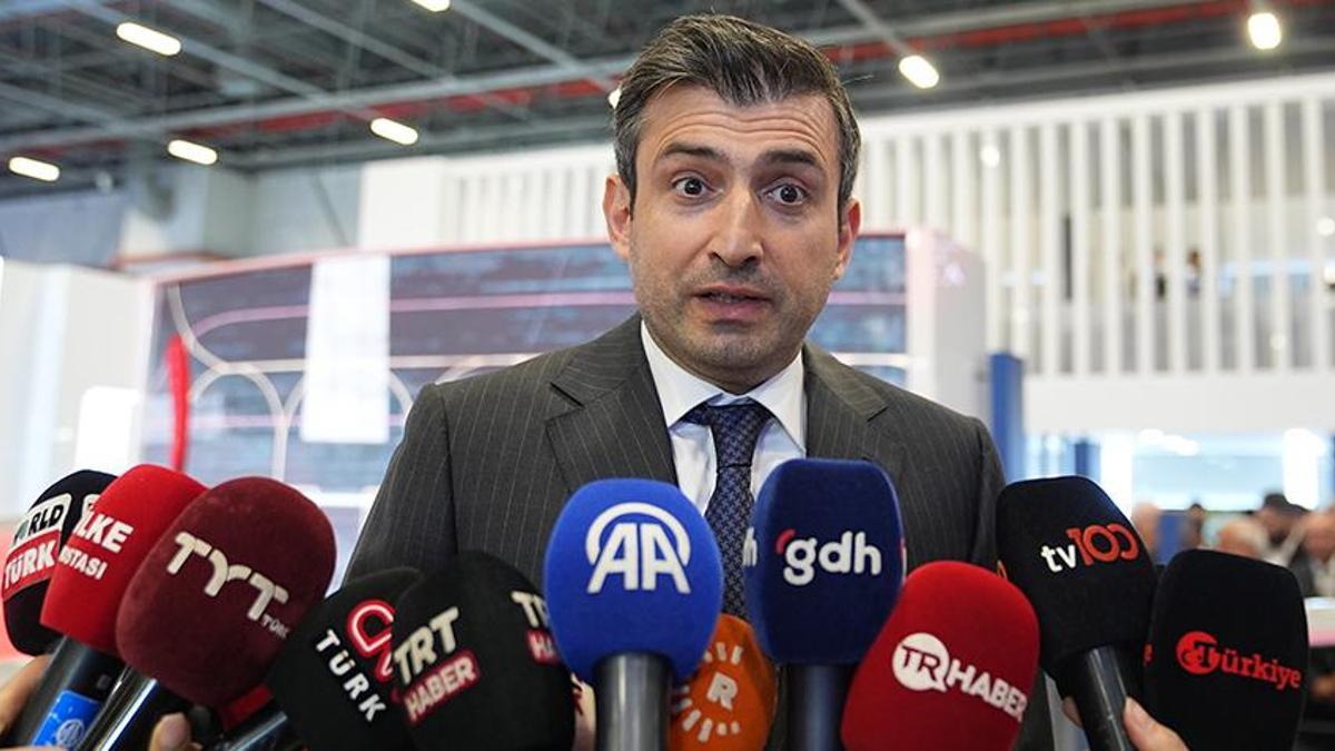 Baykar Yönetim Kurulu Başkanı Selçuk Bayraktar'dan TEKNOFEST kuşağına mesaj!