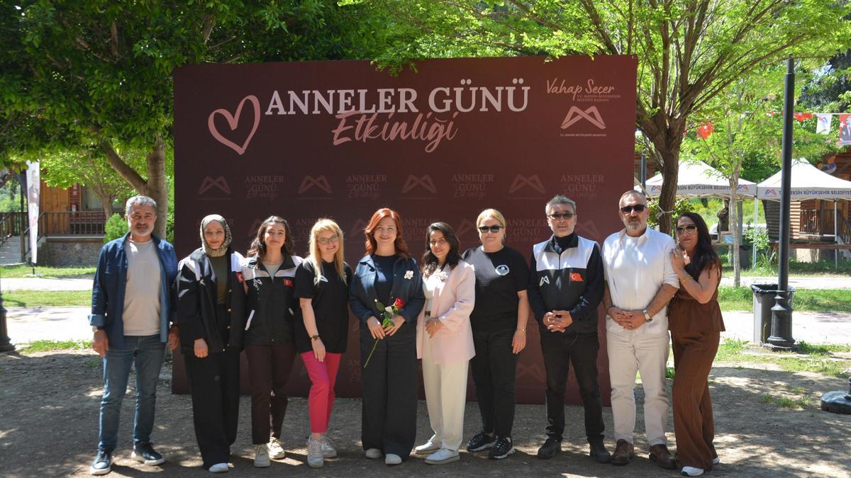 Mersin’de şehit annelerine özel program