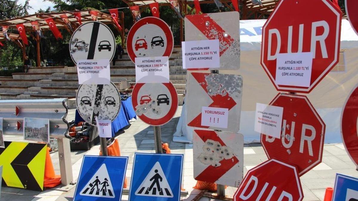 Amasya'da trafik levhalarından mesaj: Bedelleriyle birlikte açıklandı