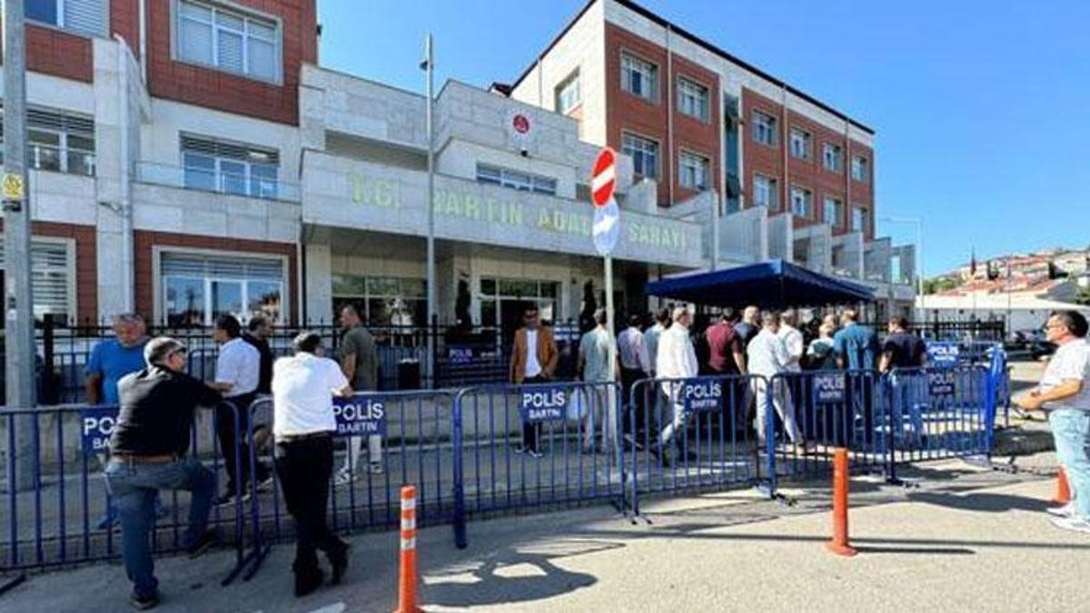 Amasra'da 33 şüphelinin tutuklandığı cinsel istismar soruşturmasında, çocuğun annesi de tutuklandı