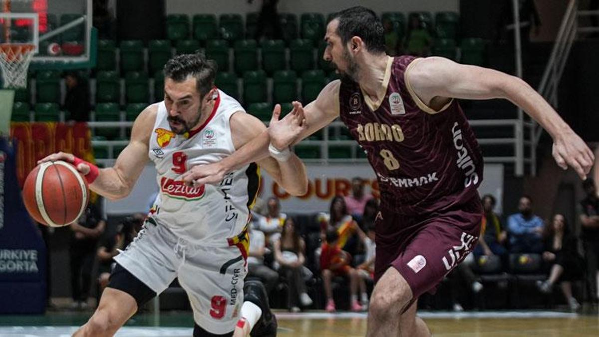 TBL play-off yarı final maçı: Göztepe Basketbol: 73 - Parmos Bordo BK: 71