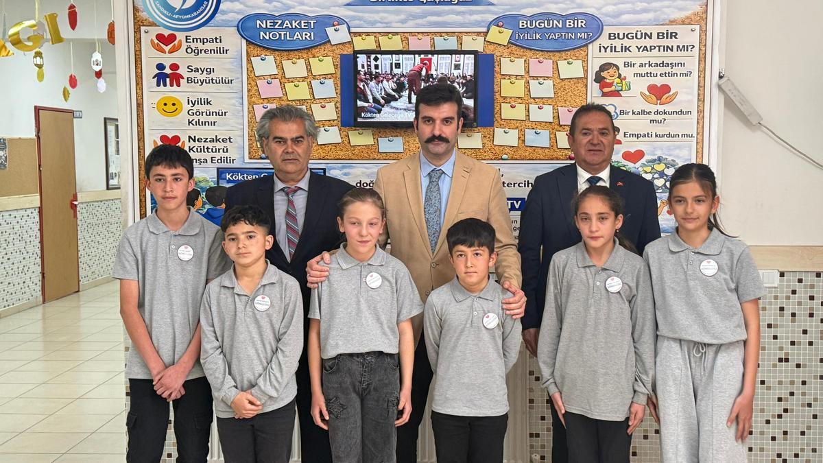 Ortaokulda 'Akran Nezaketi Projesi'