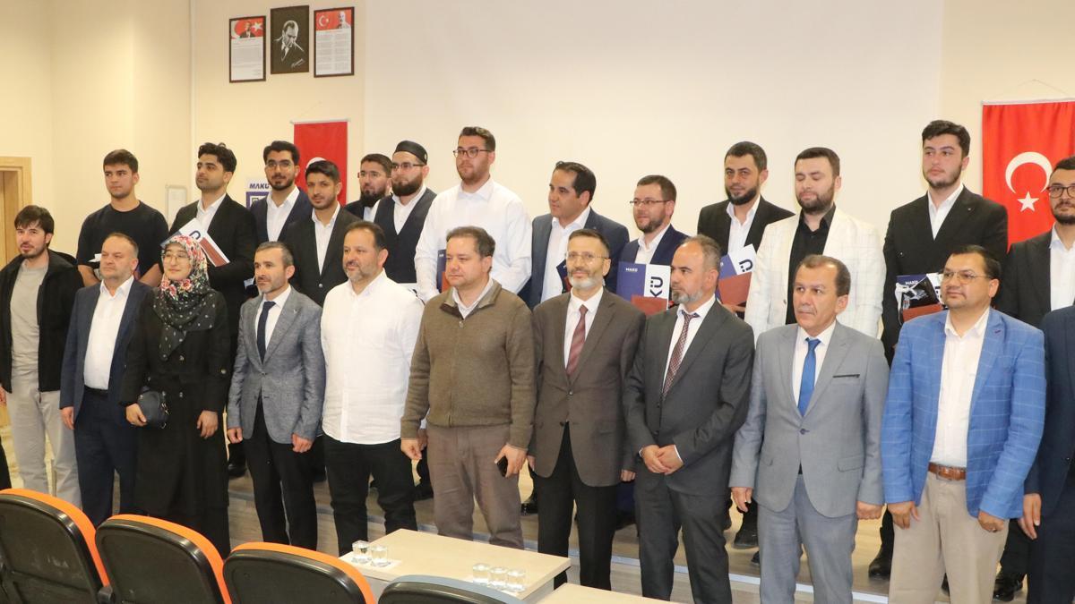 Kurra hafızlar belgelerini aldı